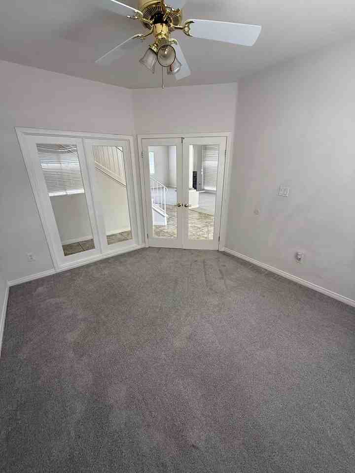 12710 Crystal Cove Ave - Photo 7 of 27