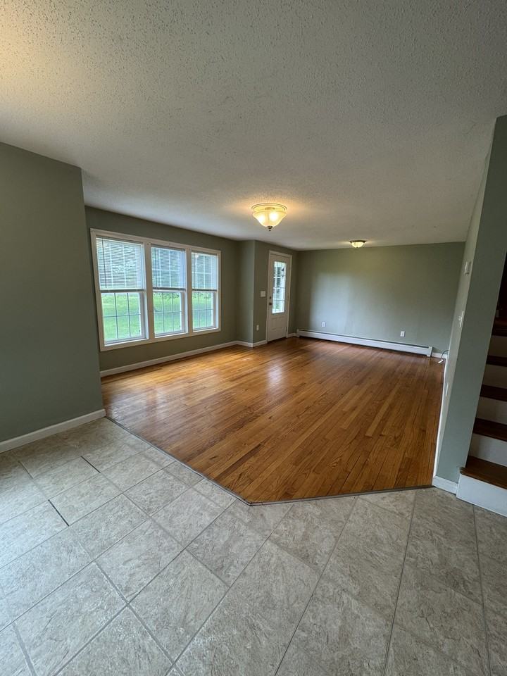 201 Middle St #1 - Photo 6 of 18