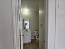 118 Oak Ridge Ave Apt D #1 - Photo 1 of 1
