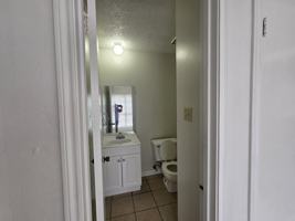 featured image of 118 Oak Ridge Ave Apt D #1