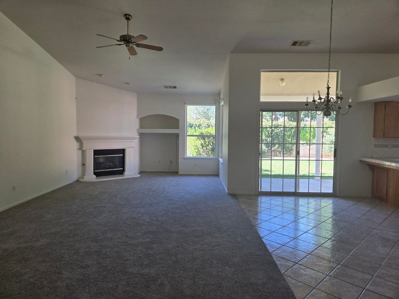2738 W Ceres Ct - Photo 3 of 8