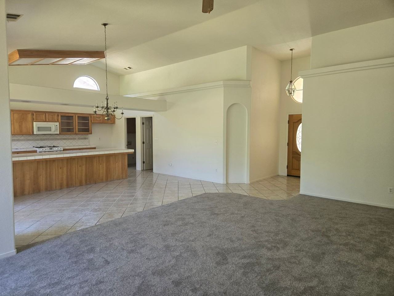2738 W Ceres Ct - Photo 5 of 8
