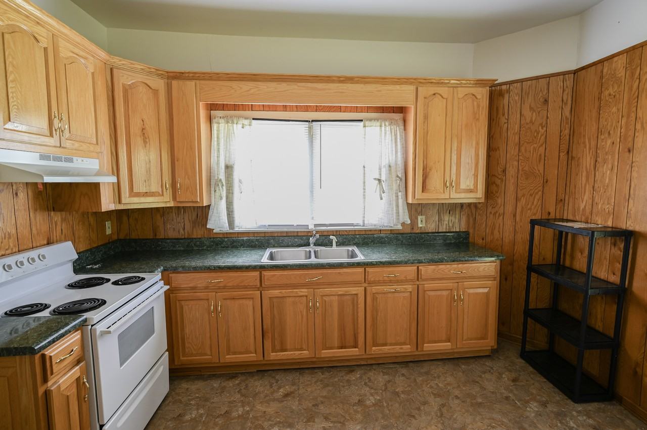 211 Wilkerson St #1 - Photo 2 of 10