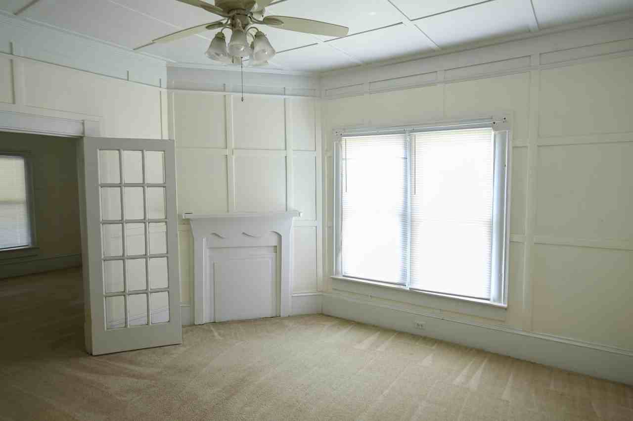 211 Wilkerson St #1 - Photo 5 of 10
