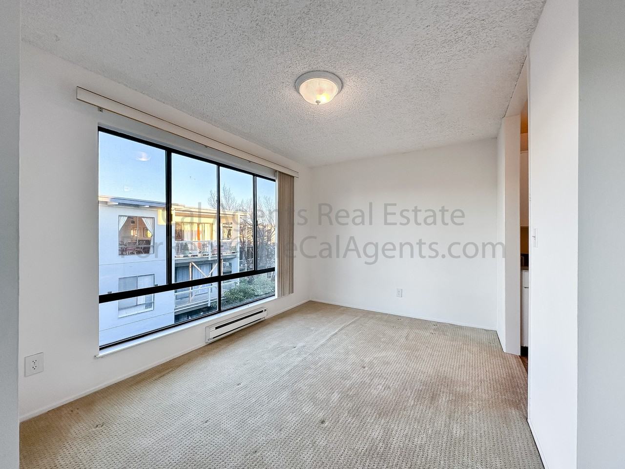 3 Admiral Dr - Photo 6 of 19