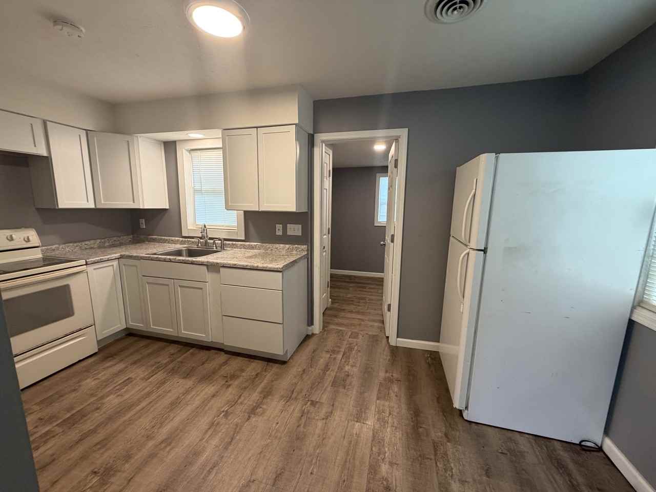 420 W Pine St #1 - Photo 5 of 15