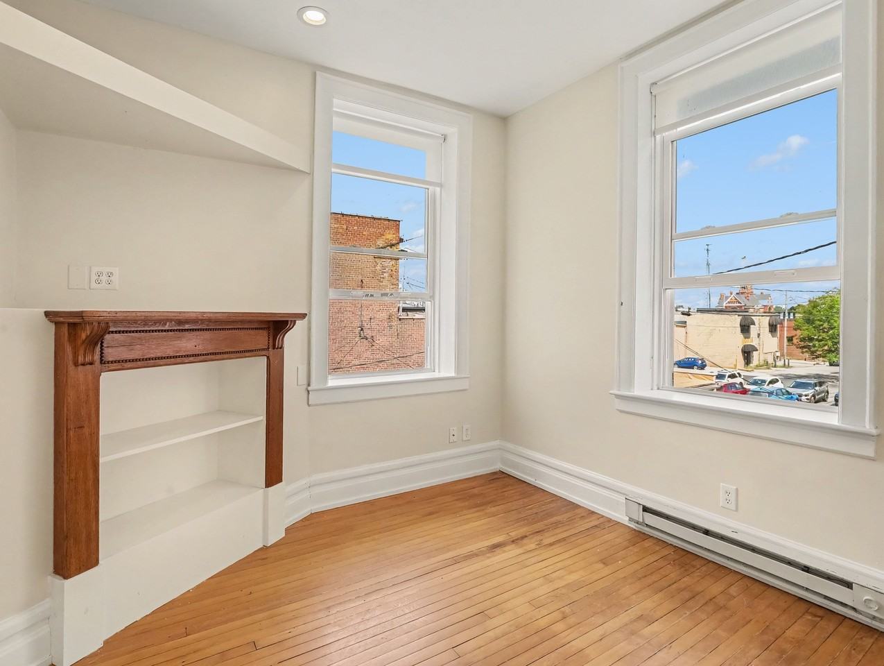 125 E Maumee St #2 - Photo 2 of 13
