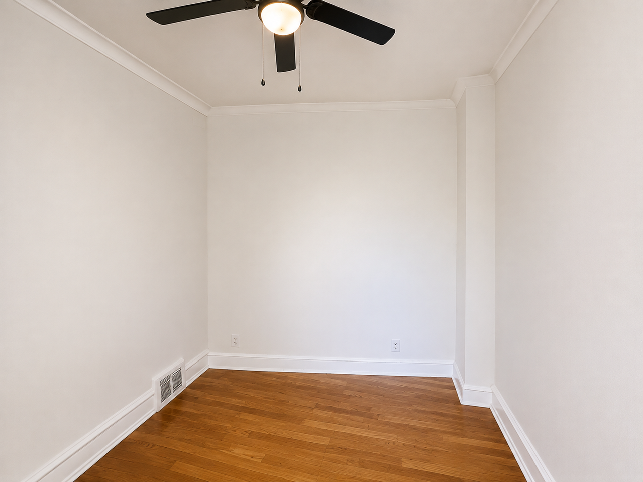 4025 Green St #1 - Photo 6 of 16