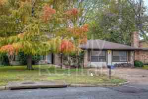 featured image of 6716 Sayle St