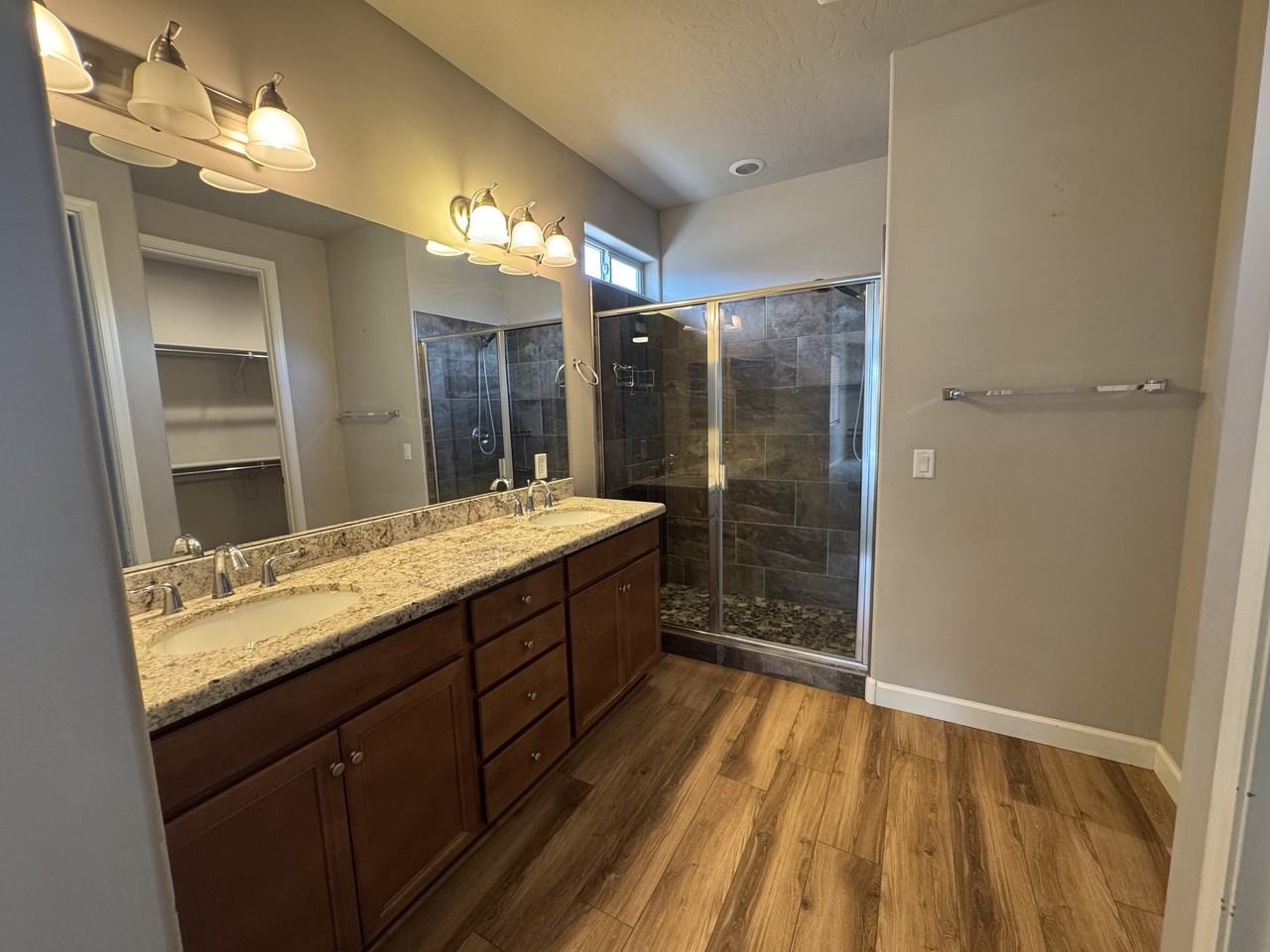343 Armitage Way #1 - Photo 5 of 11