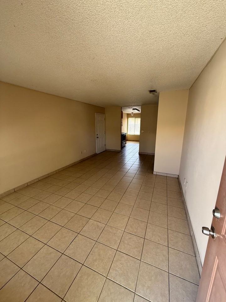 2800 Gosford Rd - Photo 3 of 19