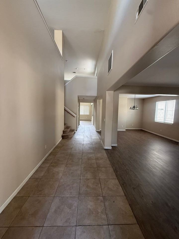 11425 Mondego Dr - Photo 3 of 45