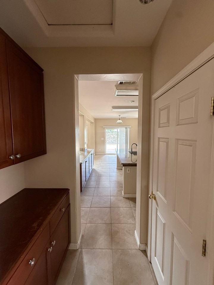 11425 Mondego Dr - Photo 4 of 45
