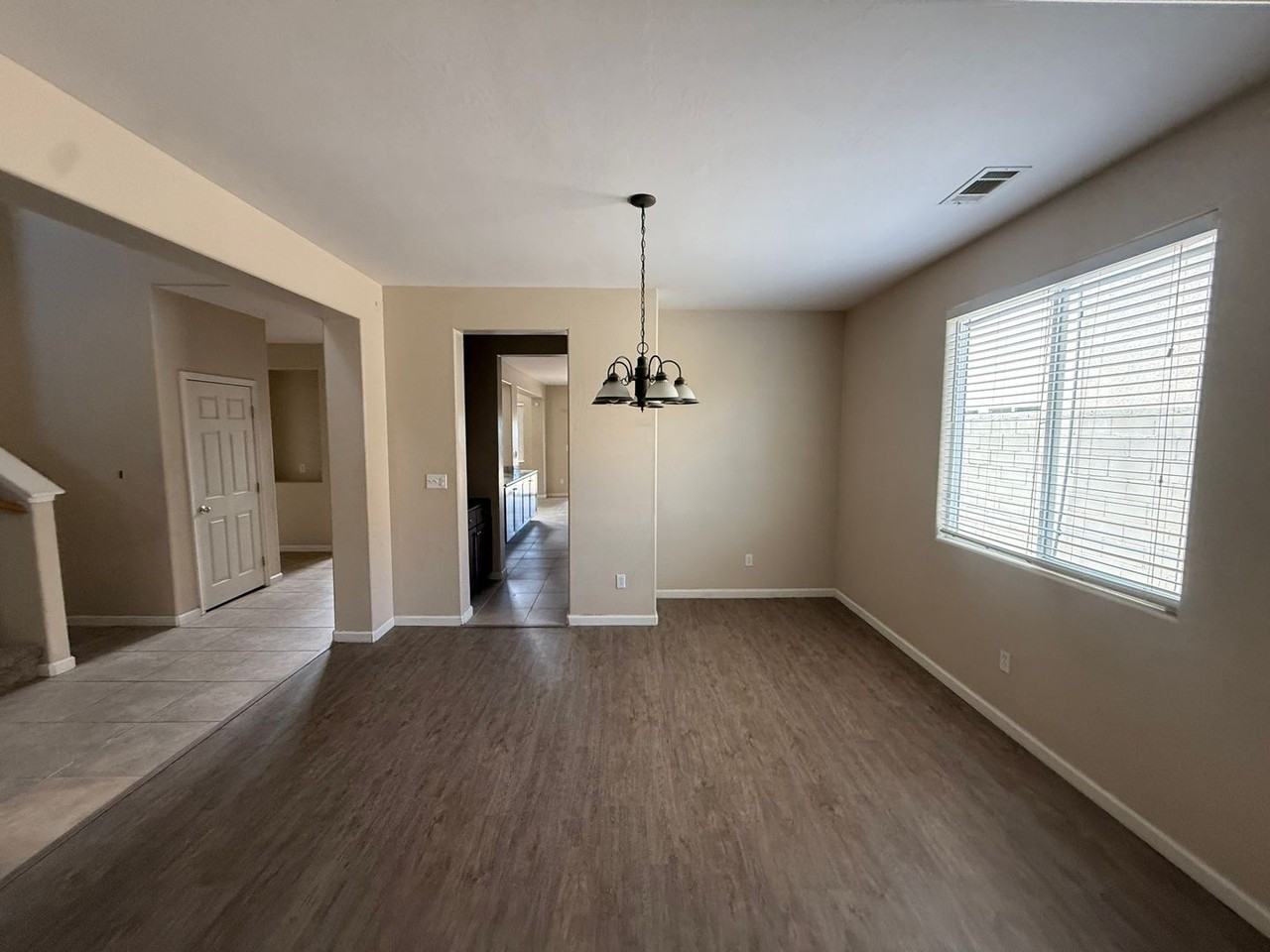 11425 Mondego Dr - Photo 5 of 45