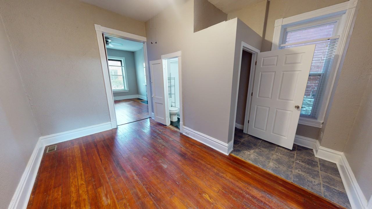 2407 S 9th St #2407 - Photo 4 of 17