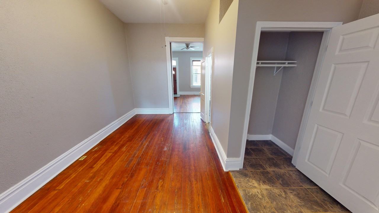 2407 S 9th St #2407 - Photo 7 of 17