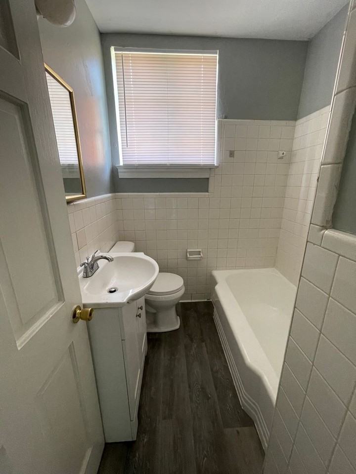 2715 Watson Dr - Photo 6 of 8
