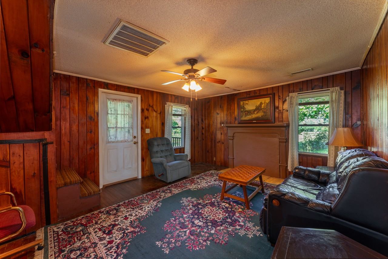 10801 E Fork Rd #1 - Photo 7 of 16