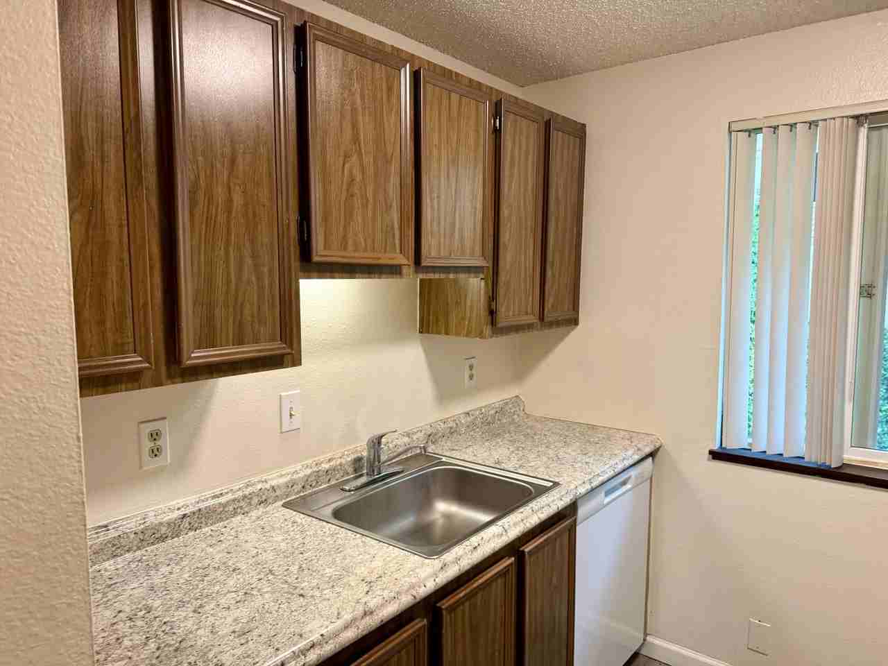 3408 Sw Beaverton Hillsdale Hwy - Photo 7 of 13