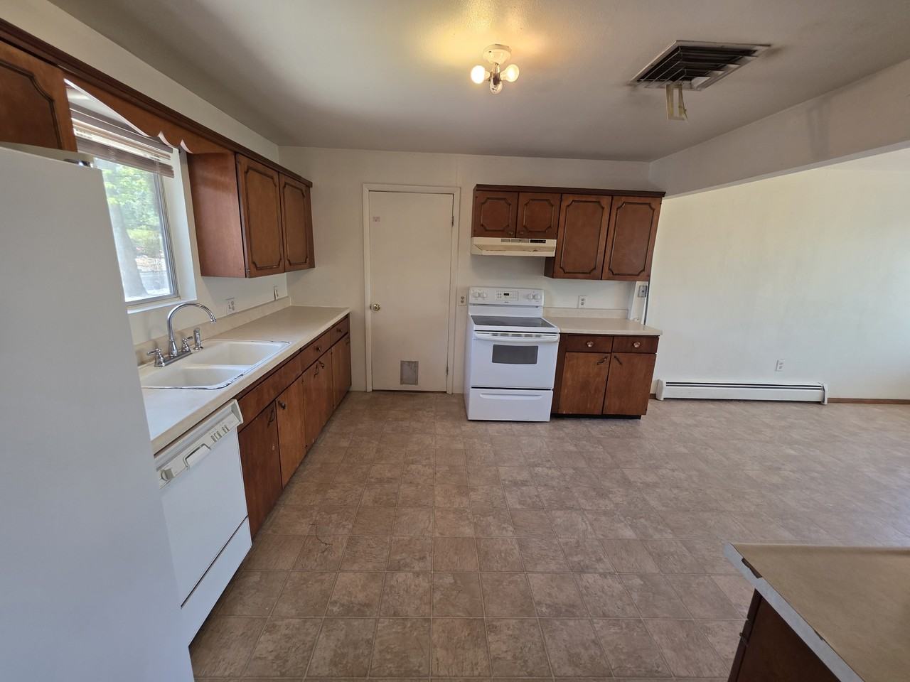 2628 Patterson Rd #1 - Photo 3 of 15