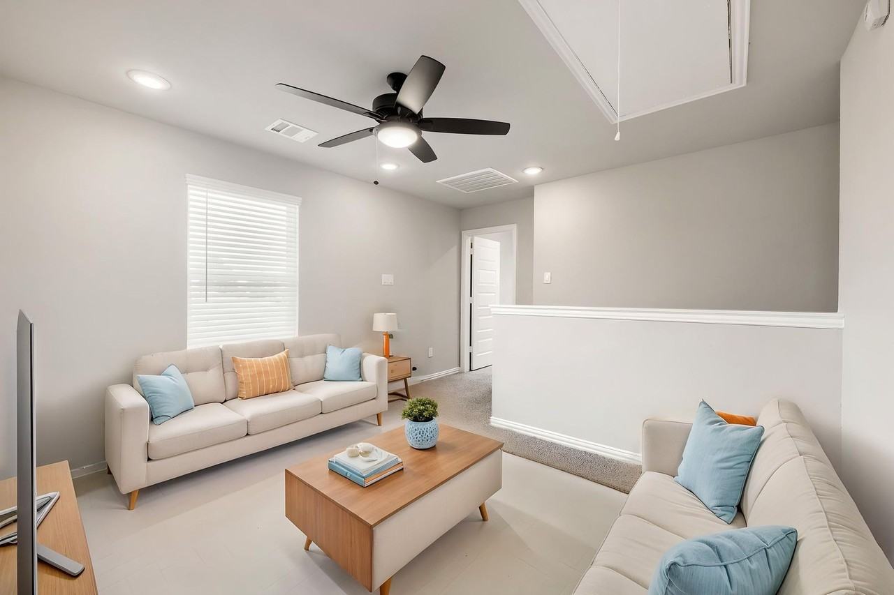 Sunterra Harbor - Photo 7 of 49