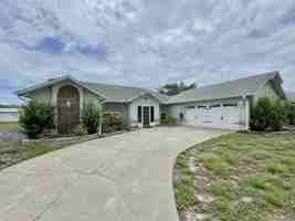 featured image of 6153 Mountain Way Ave #1