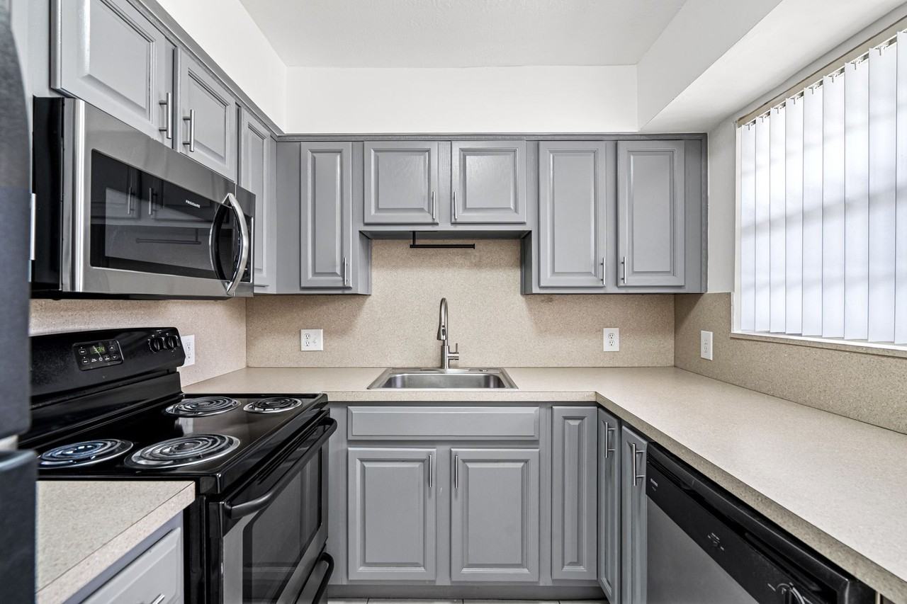 Bicycle Club Apartments - Photo 2 of 45