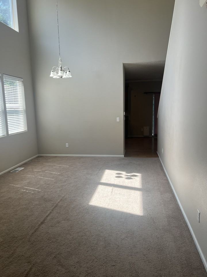 20074 Sw Squire Dr #1 - Photo 3 of 21