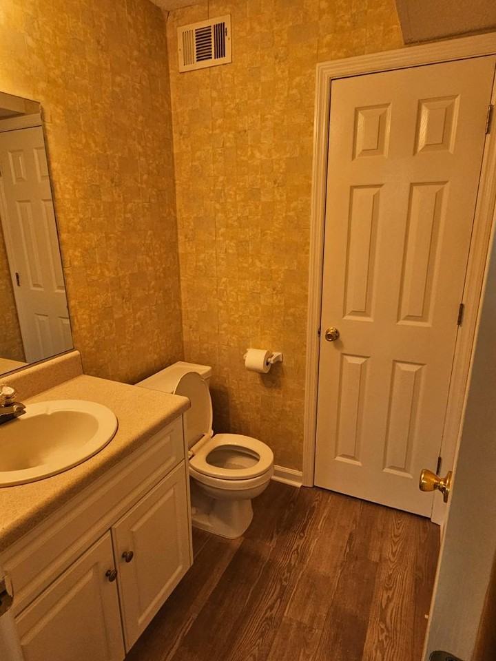119 Maple Creek Dr - Photo 7 of 11