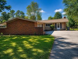 featured image of 3829 University Blvd E
