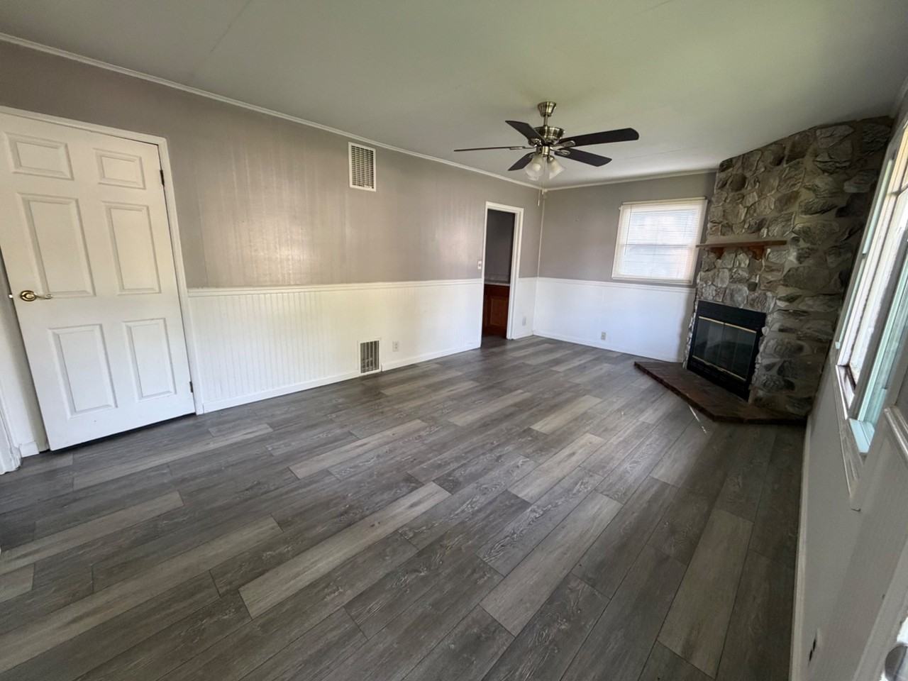 1432 Bel Aire Dr - Photo 6 of 20