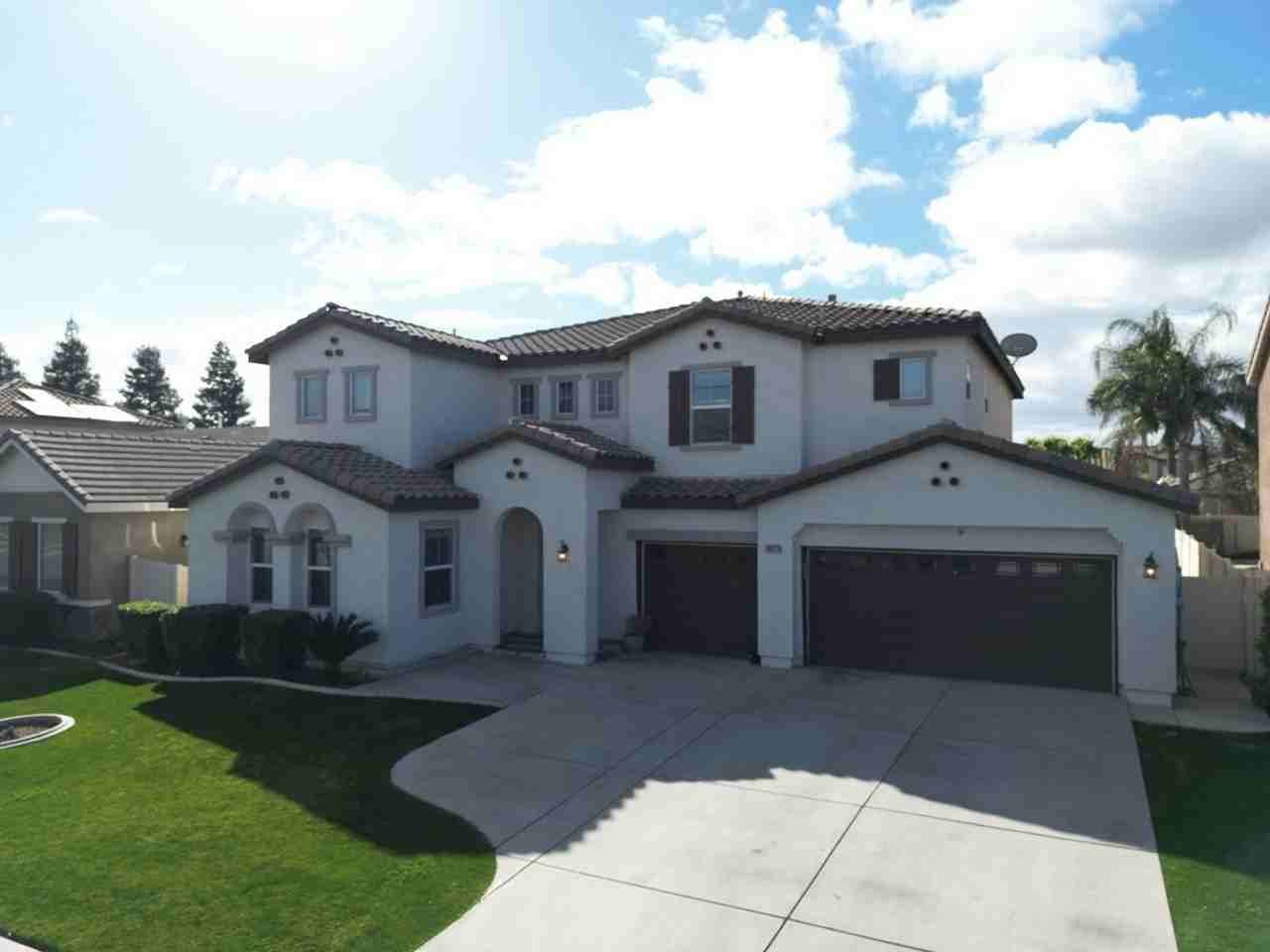 10317 Titanium St - Photo 2 of 36