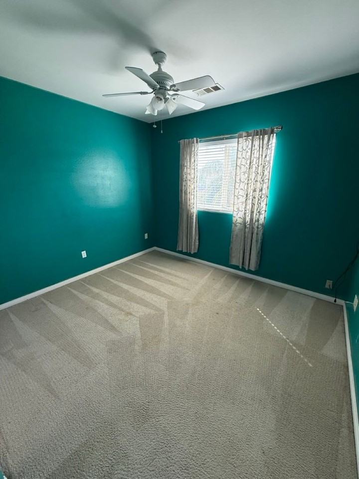 10317 Titanium St - Photo 7 of 36