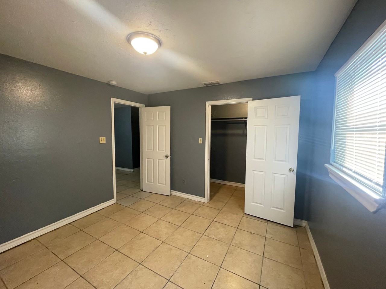 1921 15th St #3 - Photo 6 of 12