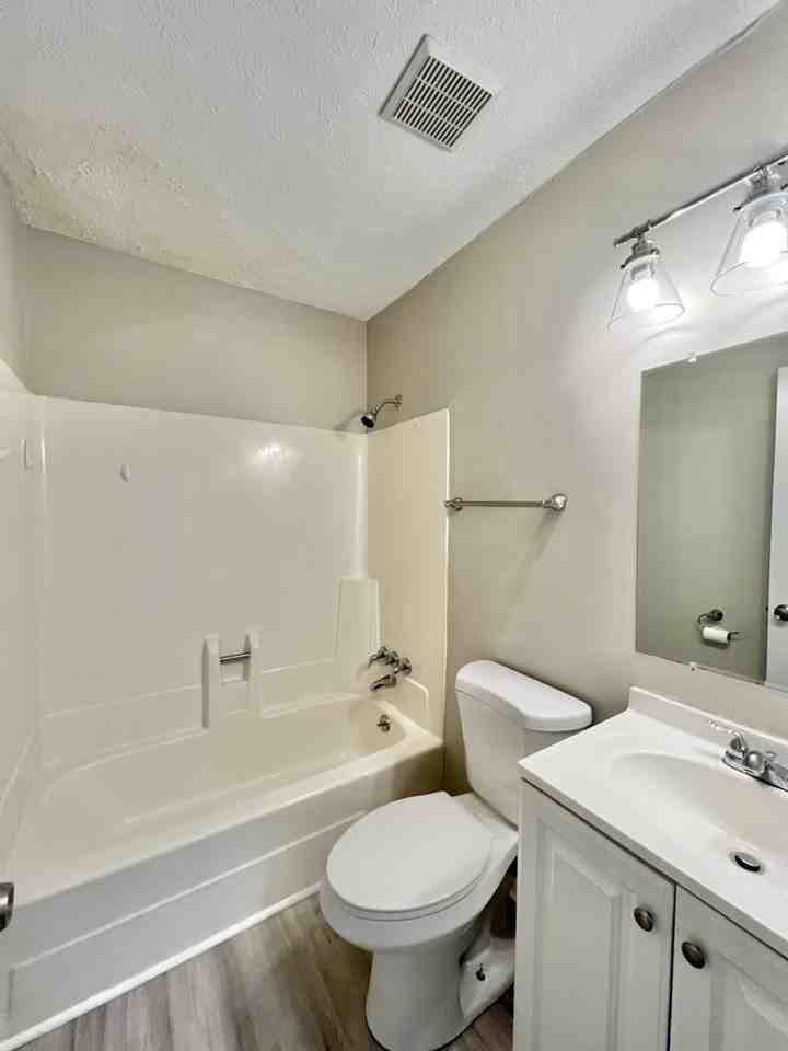 1362 Dix Dr #A - Photo 2 of 13