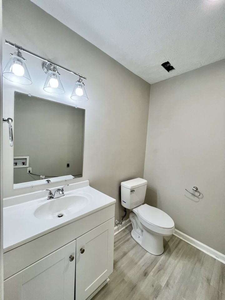 1362 Dix Dr #A - Photo 5 of 13
