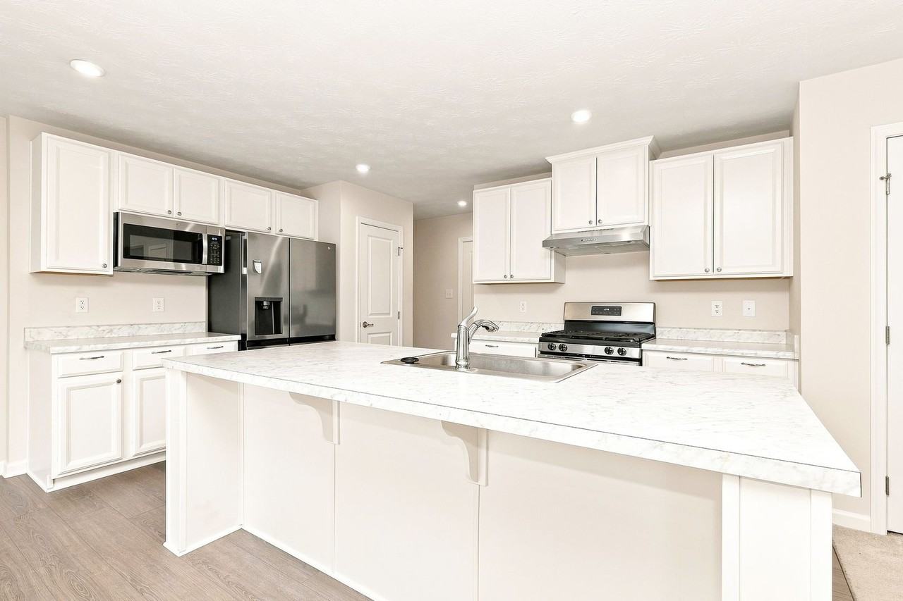 157 Cresting Rd - Photo 6 of 10