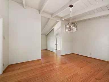 642 2nd St E #642-2ndSTE - Photo 3 of 30