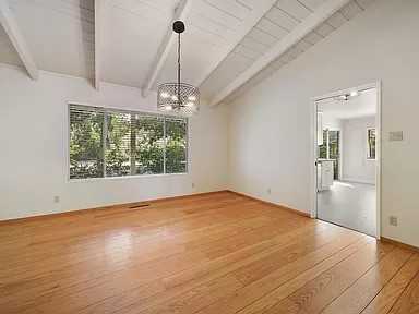 642 2nd St E #642-2ndSTE - Photo 4 of 30