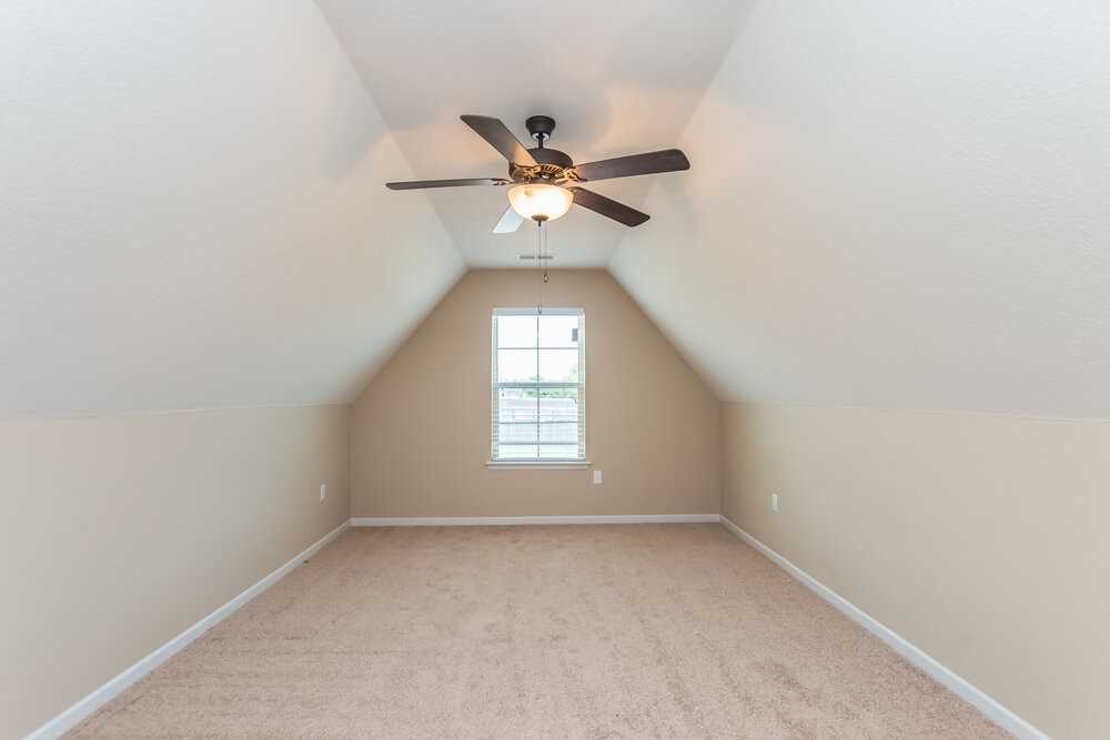 2733 Sapper Ln - Photo 7 of 15