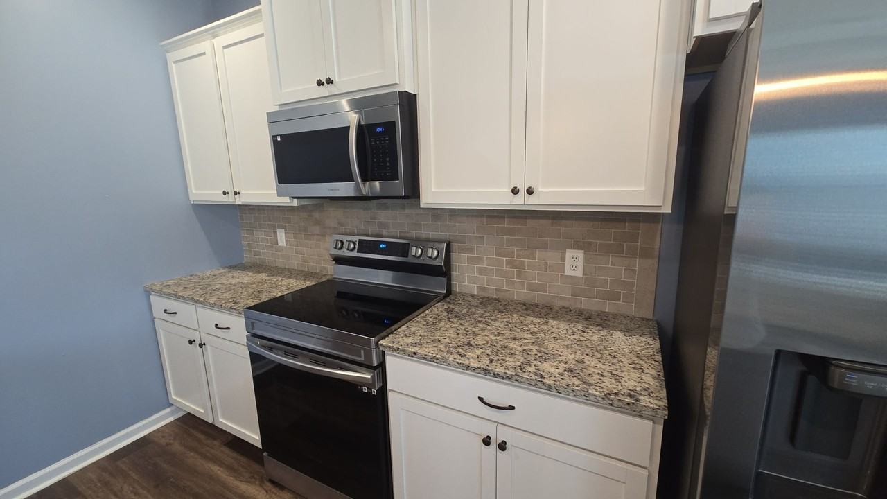 167 Courage Way - Photo 4 of 19