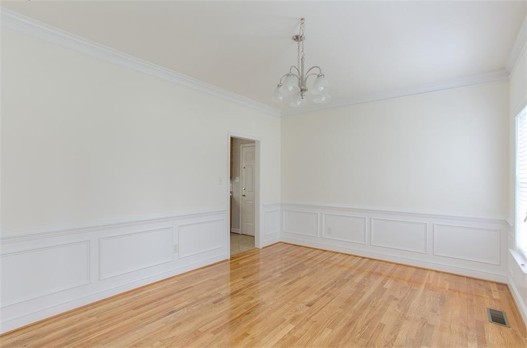 613 Greyshire Dr #1 - Photo 3 of 19