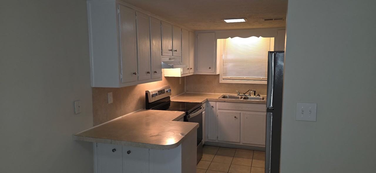 6295 Forest Vale Dr #12 - Photo 4 of 9