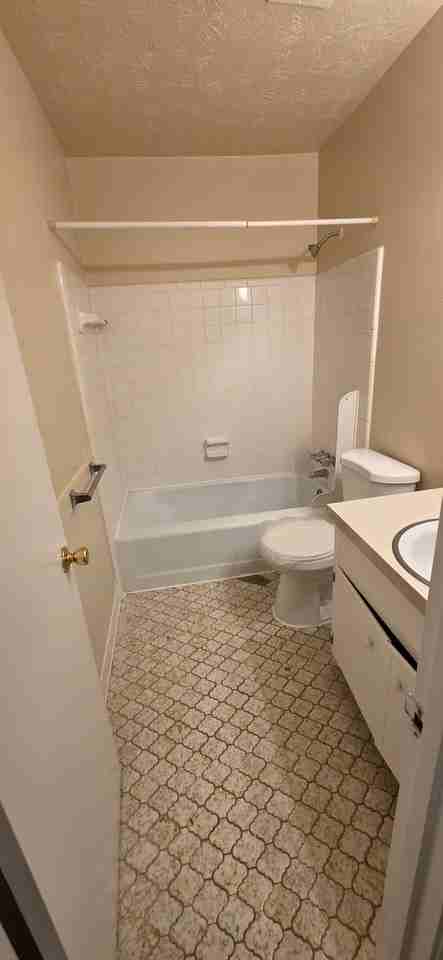 6295 Forest Vale Dr #12 - Photo 5 of 9