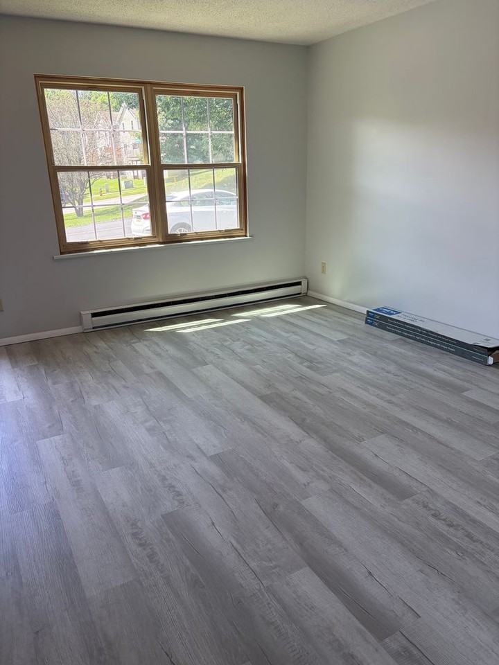 920 Galen Dr - Photo 4 of 12