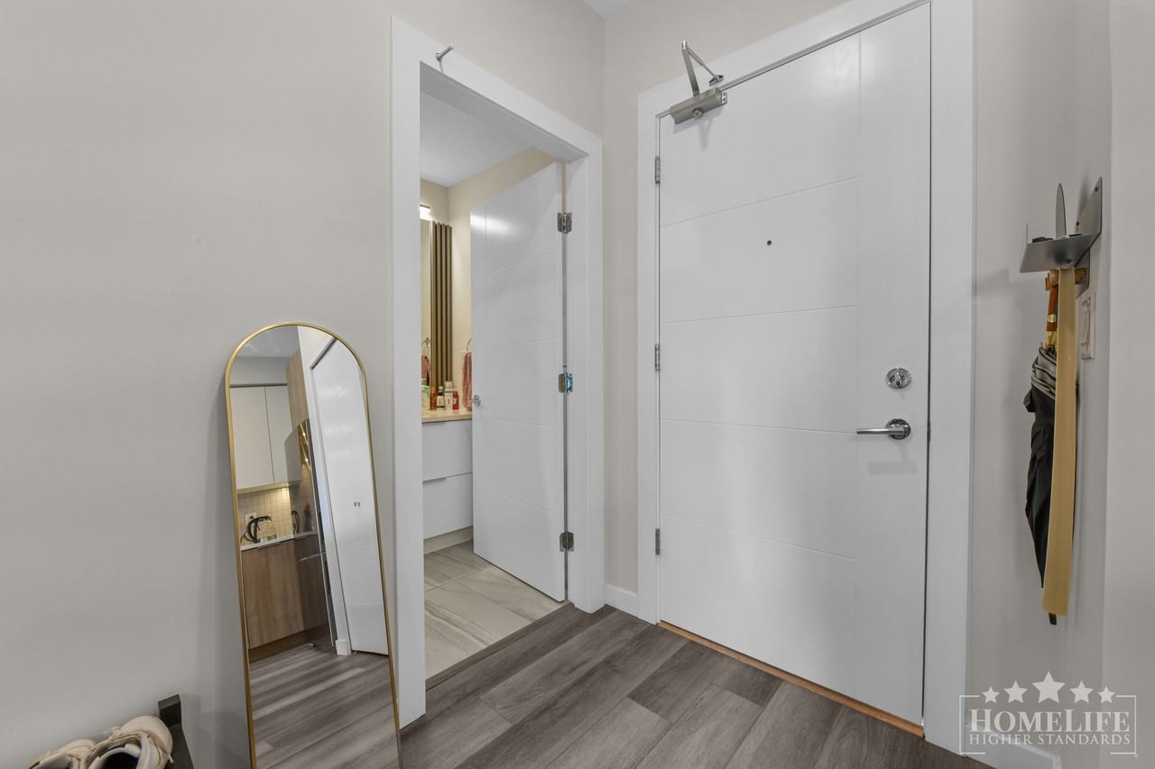 20695 Eastleigh Cres - Photo 2 of 20