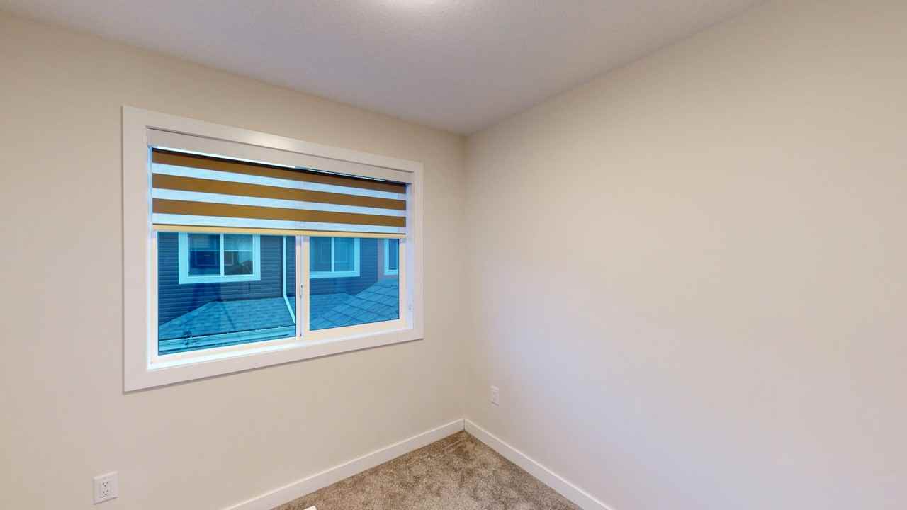15814 Main-15814 100a Ave Nw - Photo 4 of 11