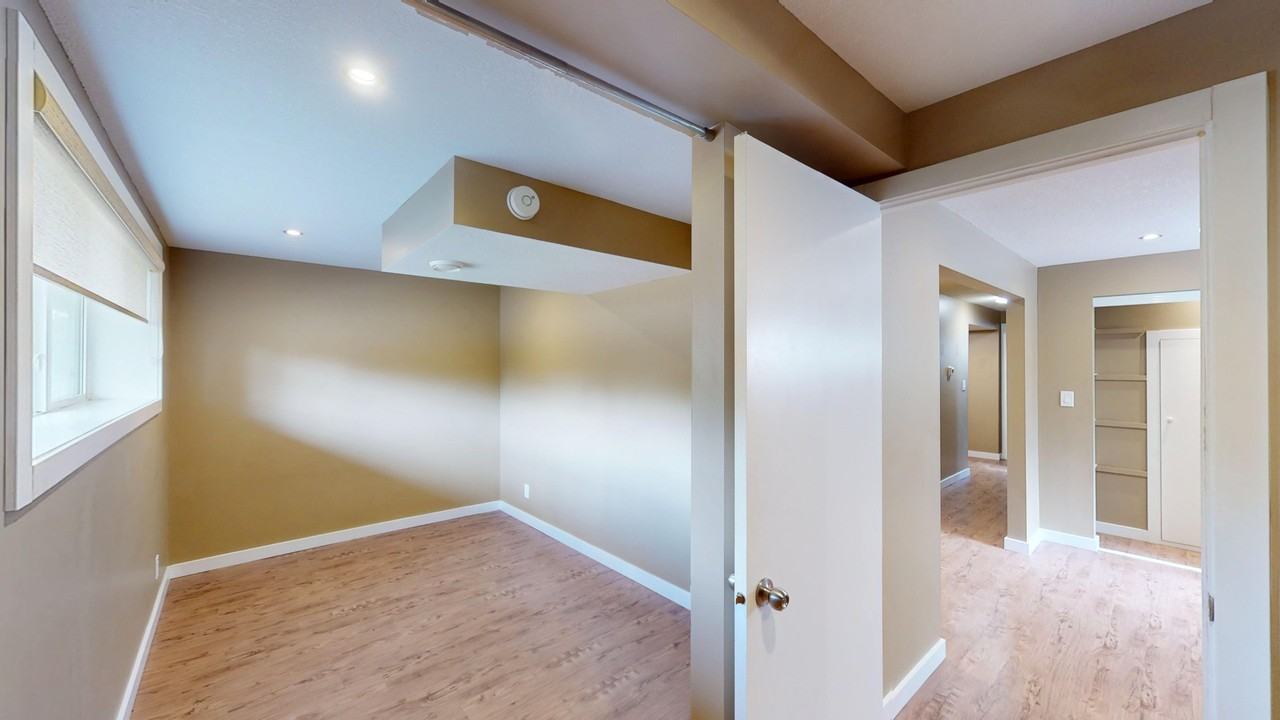 41B Huntford Rd Ne - Photo 7 of 14