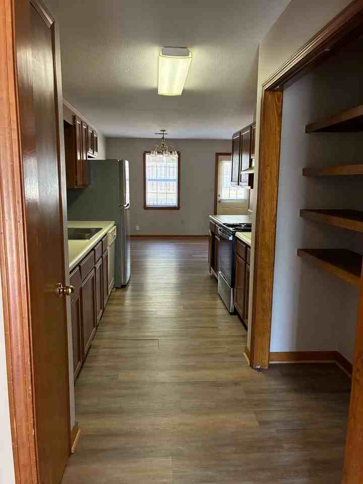 2702 Oak Meadow Pl - Photo 4 of 20