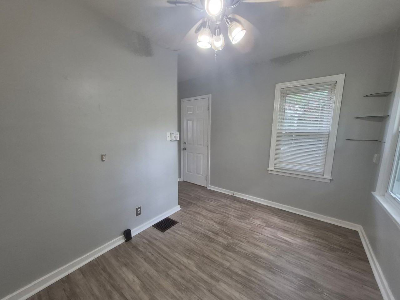 622 Crestmore Ave - Photo 6 of 13